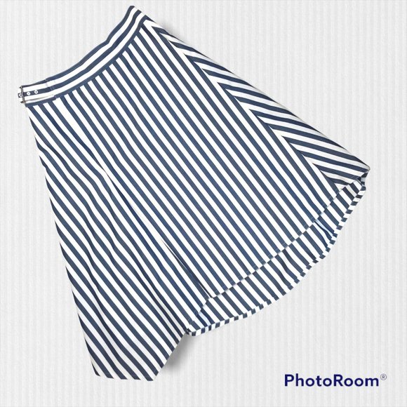 SOLD IN THRIFT BOX - Picture 3 of 12